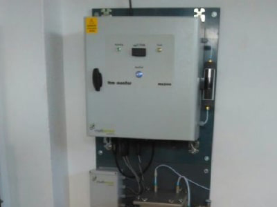 Installation eines Systems zur kontinuierlichen Messung des Gesamt Trihalomethane.